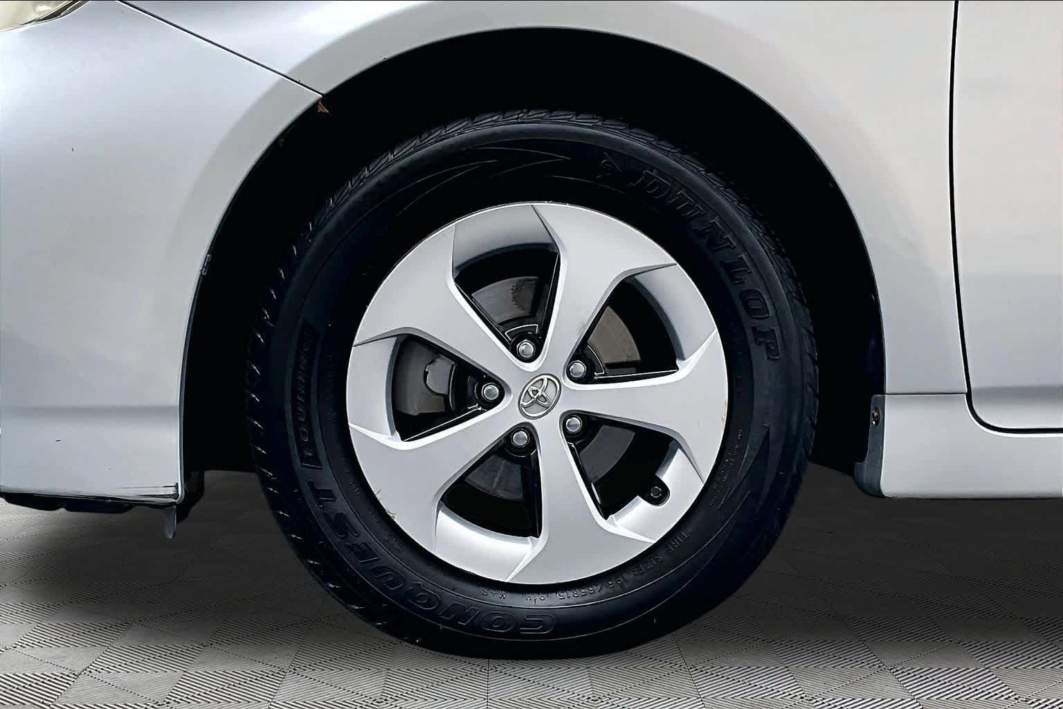 Used 2013 Toyota Prius Two FWD image 11