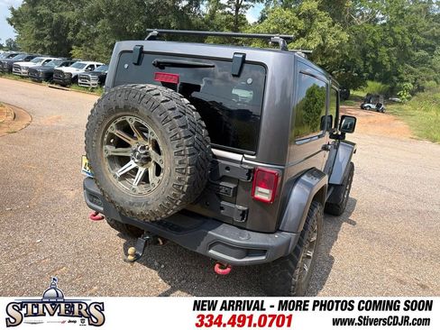 Used 2014 Jeep Wrangler Rubicon AWD/4WD image 7