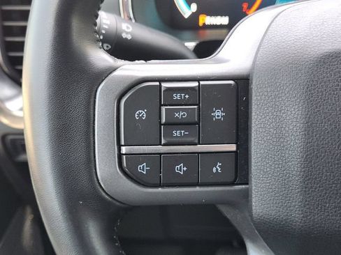 Used 2023 Ford F150 Lariat AWD/4WD image 38