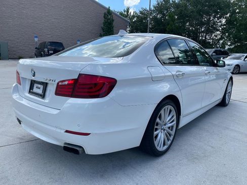 Used 2011 BMW 550i xDrive Sedan AWD/4WD image 8