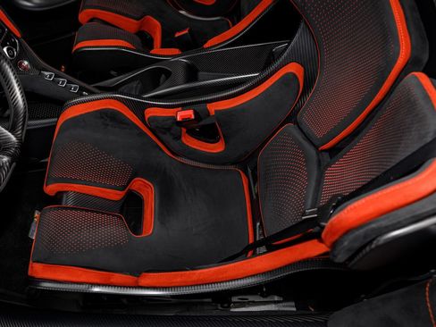 Used 2021 McLaren 765LT RWD image 39