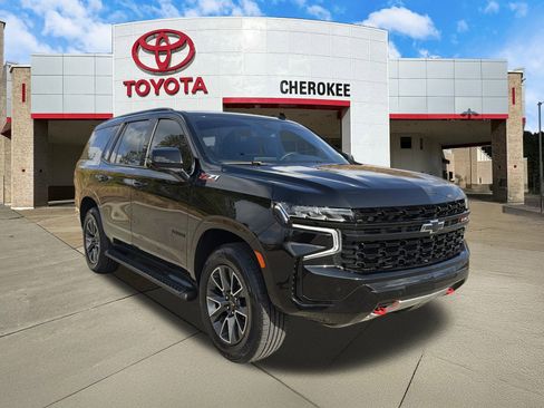 Used 2023 Chevrolet Tahoe Z71 w/ Luxury Package image 3