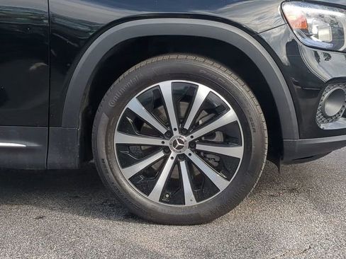 Used 2023 Mercedes-Benz GLB 250 image 11