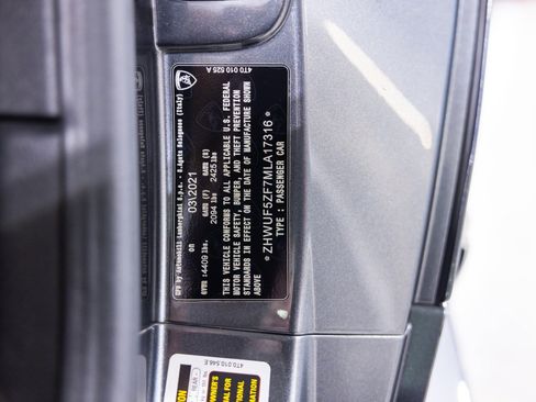 Used 2021 Lamborghini Huracan EVO RWD image 47