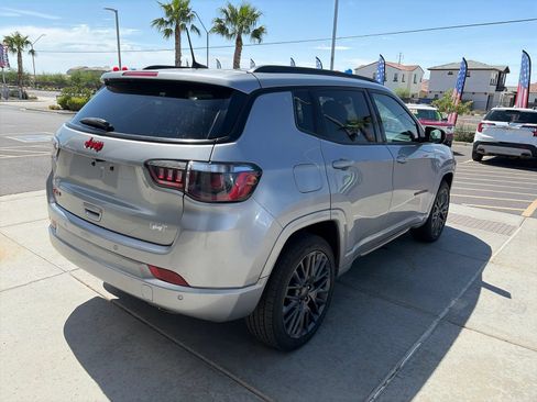 Used 2023 Jeep Compass Limited AWD/4WD image 6