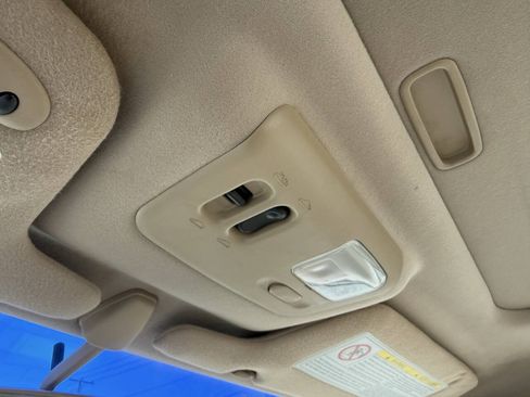 Used 1997 Nissan Maxima GLE FWD image 20