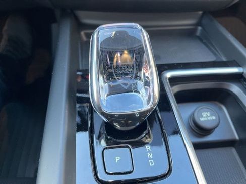 New 2026 Volvo XC60 B5 Ultra w/ Climate Package image 34