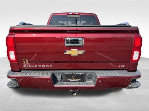 Used 2016 Chevrolet Silverado 1500 LTZ Z71 w/ LTZ Plus Package AWD/4WD image 4