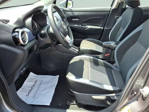Used 2024 Nissan Versa SV FWD image 18