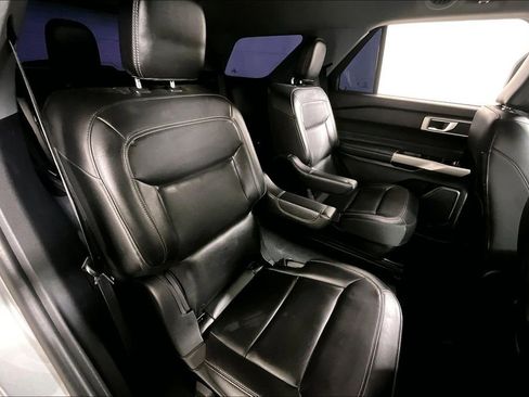 Used 2023 Ford Explorer XLT w/ Equipment Group 202A image 26