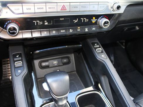 Used 2022 Kia Telluride SX w/ SX Prestige Package image 34