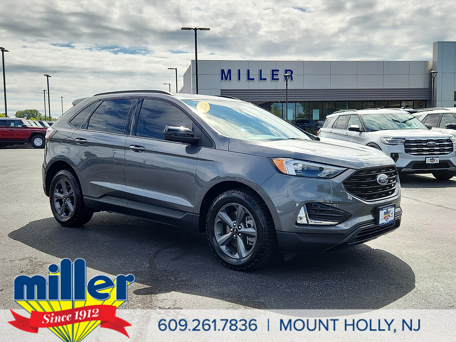 Certified 2024 Ford Edge SEL w/ Sport Appearance Package AWD/4WD image 1