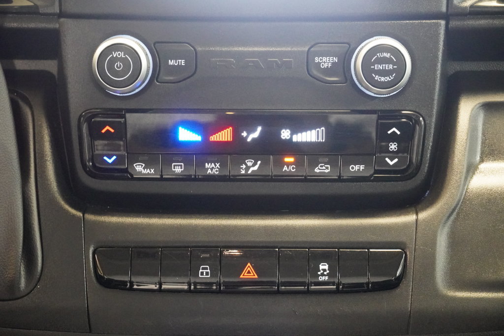 Used 2025 RAM ProMaster 1500 w/ Convenience Group FWD image 20