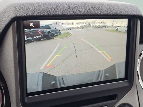 Used 2016 Ford F350 Platinum image 8