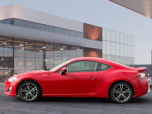 Used 2013 Scion FR-S image 5