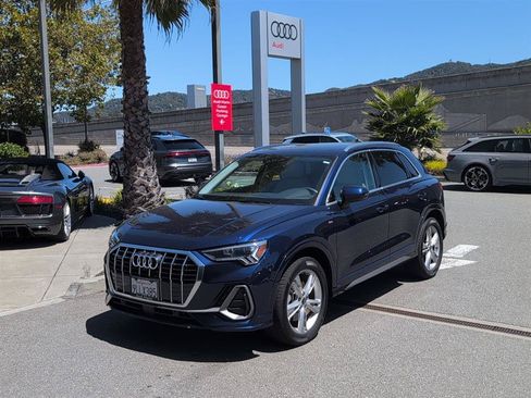 Used 2024 Audi Q3 2.0T Premium Plus w/ Premium Plus Package AWD/4WD image 2