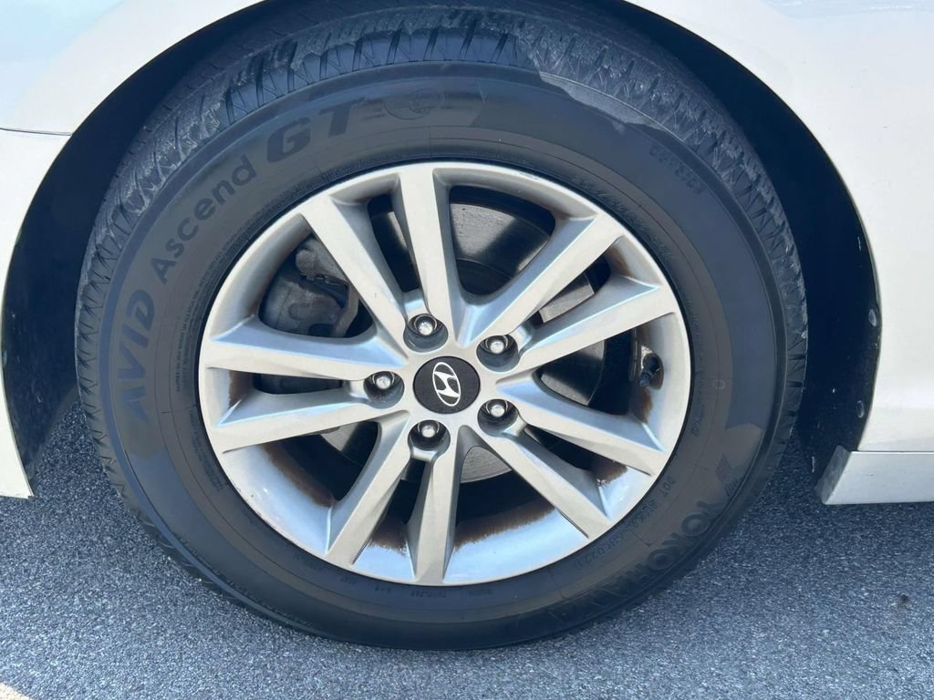 Used 2017 Hyundai Sonata SE FWD image 9