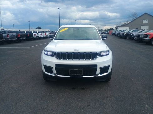 Used 2021 Jeep Grand Cherokee L Limited AWD/4WD image 2