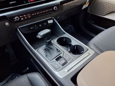 New 2026 Kia Carnival LXS image 9