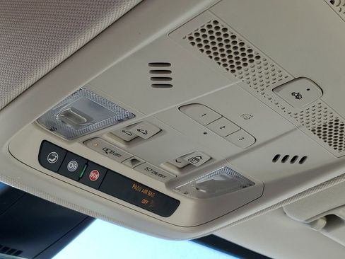 Used 2023 Cadillac XT5 Premium Luxury image 19