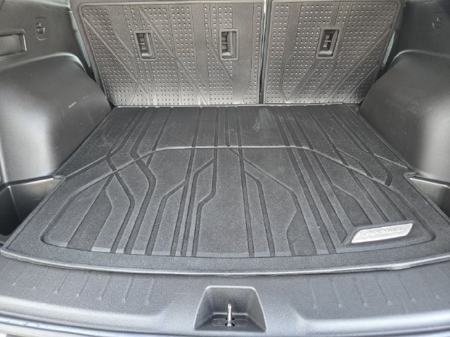 Used 2024 Chevrolet Blazer LT w/ Convenience Package FWD image 32