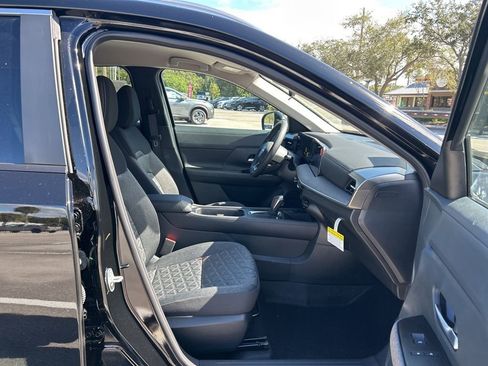 New 2026 Nissan Kicks SV w/ Illumination Package image 32