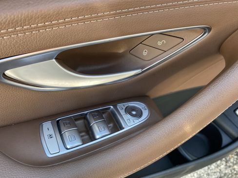 Used 2022 Mercedes-Benz E 450 E 450 w/ Driver Assistance Package image 30