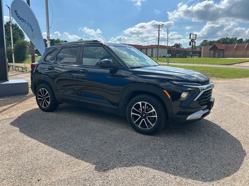 Certified 2025 Chevrolet TrailBlazer LT FWD image 33
