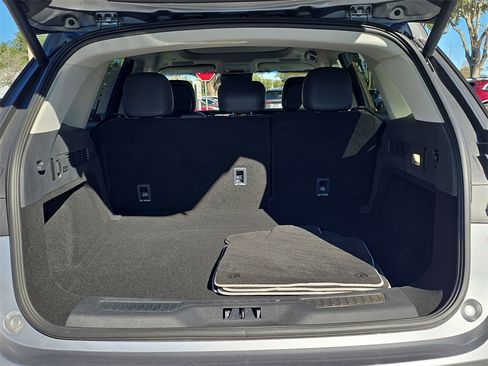 Certified 2024 Lincoln Nautilus Reserve w/ Equipment Group 203A image 8