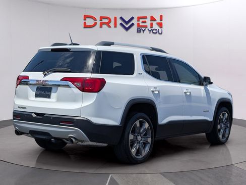 Used 2017 GMC Acadia SLT FWD image 5