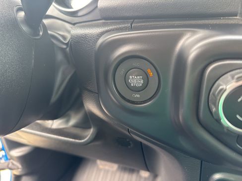 Used 2023 Jeep Wrangler Unlimited Sahara w/ Cold Weather Group AWD/4WD image 25