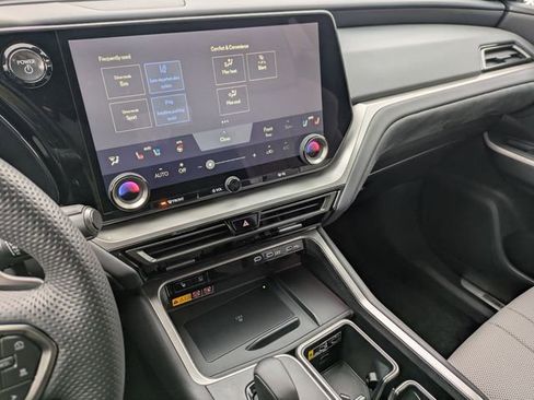 Used 2025 Lexus TX 500h AWD image 11