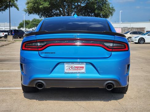 Used 2023 Dodge Charger Scat Pack w/ Plus Group RWD image 5