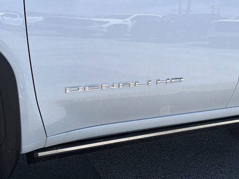 New 2026 GMC Sierra 2500 Denali Ultimate w/ Max Trailering Package AWD/4WD image 24