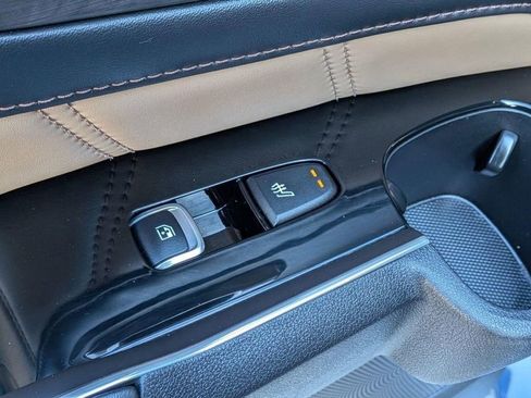 Certified 2024 Kia Sorento SX Prestige w/ Olive Brown Leather Package image 28