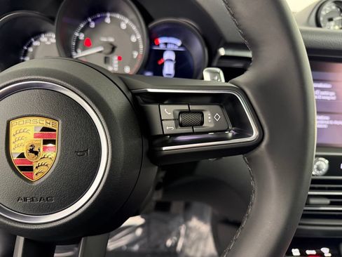 Certified 2026 Porsche Macan AWD/4WD image 30