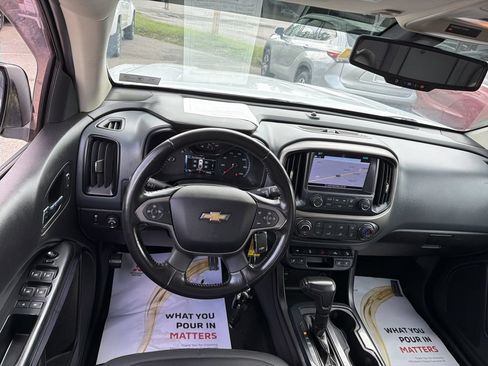 Used 2018 Chevrolet Colorado Z71 AWD/4WD image 14