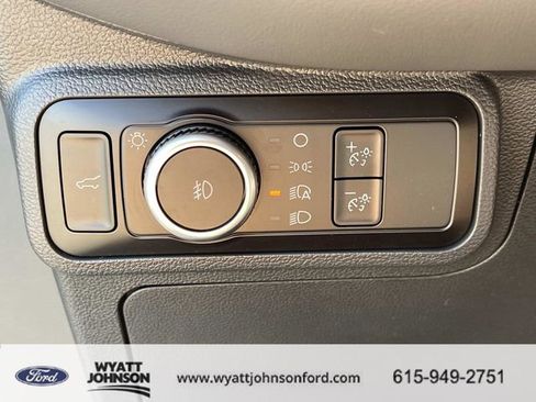 New 2026 Ford Explorer Active image 32