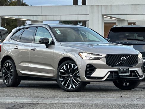 New 2026 Volvo XC60 T8 Ultra w/ Climate Package image 2