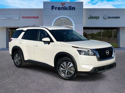 Used 2024 Nissan Pathfinder SL