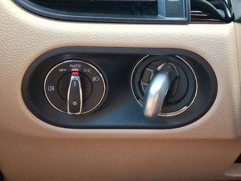 Used 2024 Porsche Macan image 28