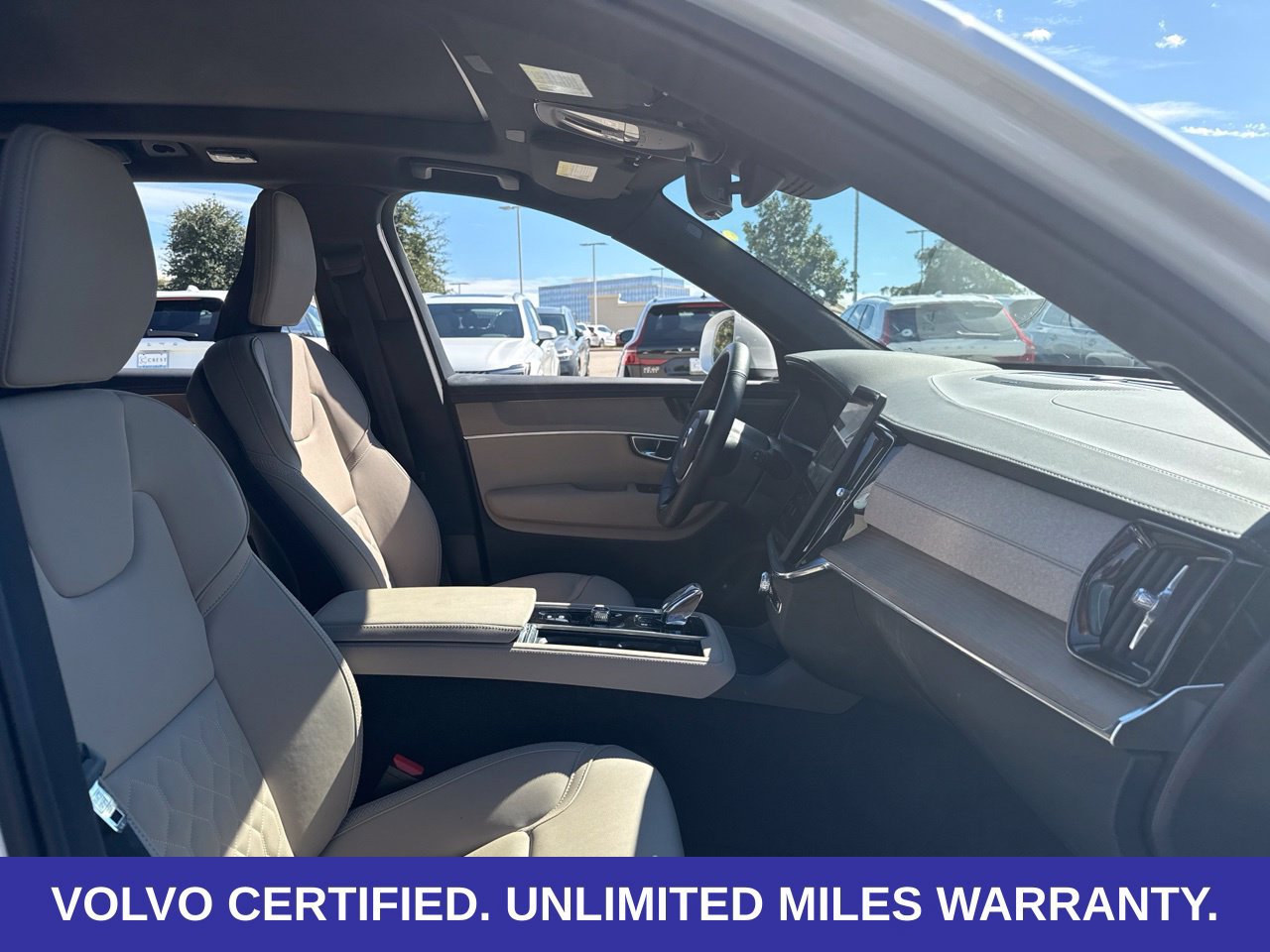 Certified 2026 Volvo XC90 B6 Plus AWD/4WD image 16