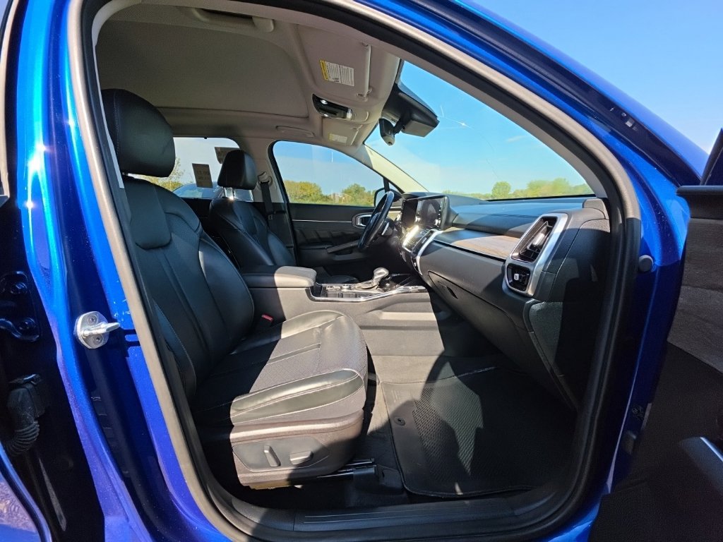 Used 2021 Kia Sorento EX AWD/4WD image 4