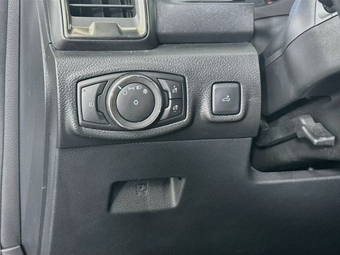 Used 2023 Ford Ranger Lariat w/ Tremor Off-Road Package AWD/4WD image 17