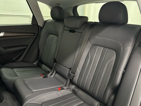 Used 2022 Audi Q5 2.0T Premium Plus image 16