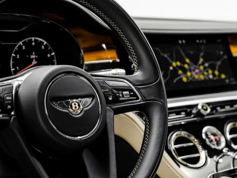 Used 2020 Bentley Continental GT AWD/4WD image 19