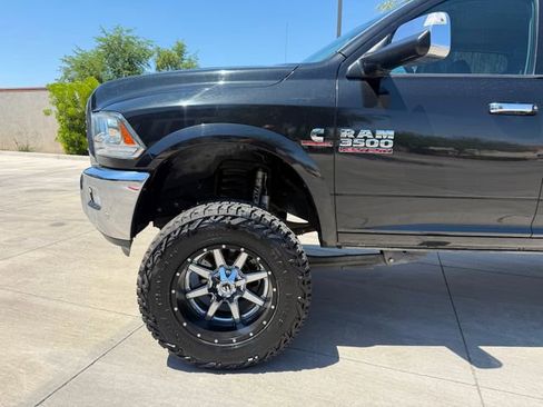 Used 2017 RAM 3500 Laramie w/ Convenience Group AWD/4WD image 14