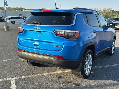 Used 2023 Jeep Compass Latitude AWD/4WD image 6