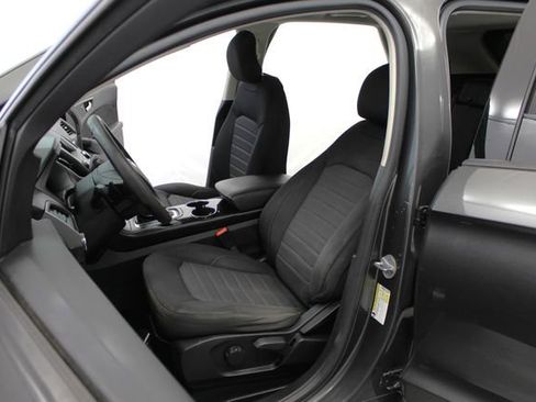 Used 2016 Ford Edge SE AWD/4WD image 17