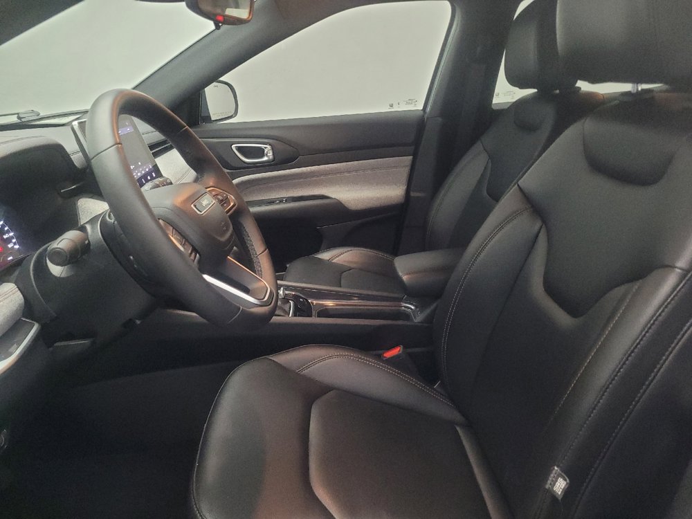Used 2024 Jeep Compass Latitude AWD/4WD image 17